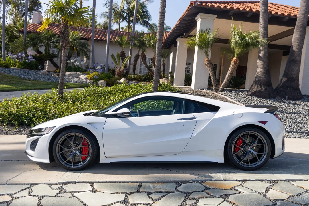 2017 Acura NC1 NSX - Image 4 of 31