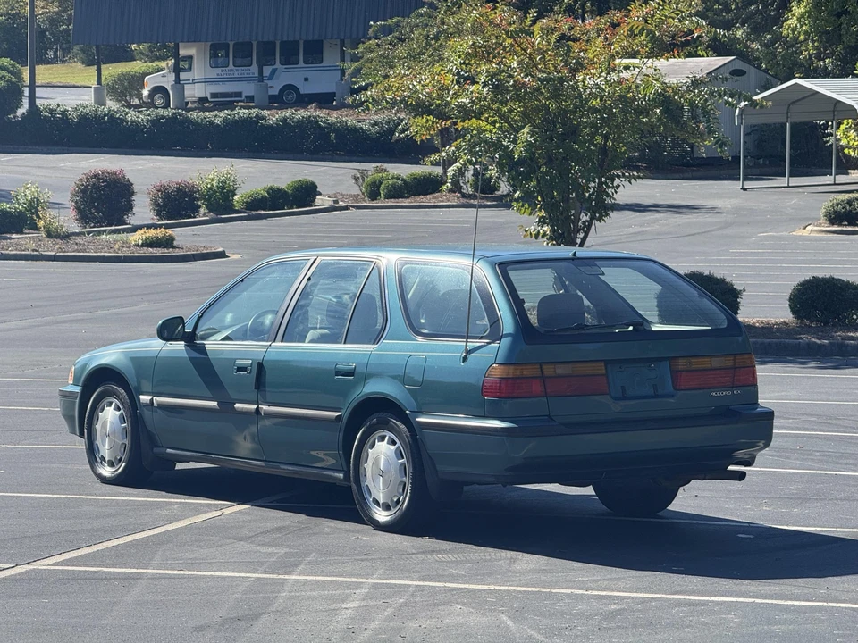 1992 Honda Accord 4th Gen - Image 22 of 31