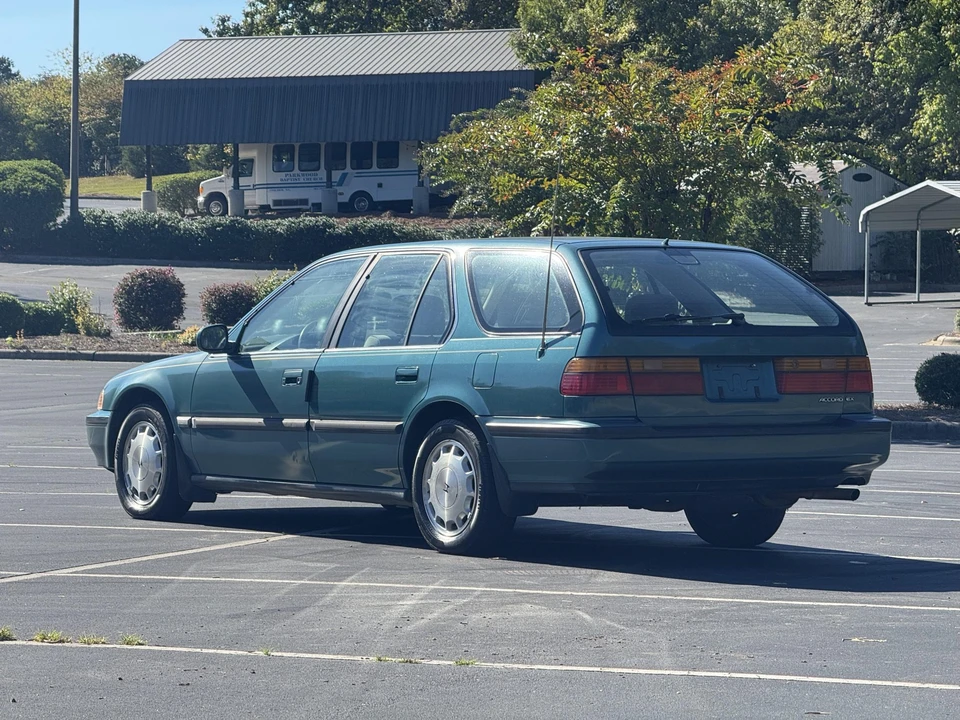 1992 Honda Accord 4th Gen - Image 20 of 31