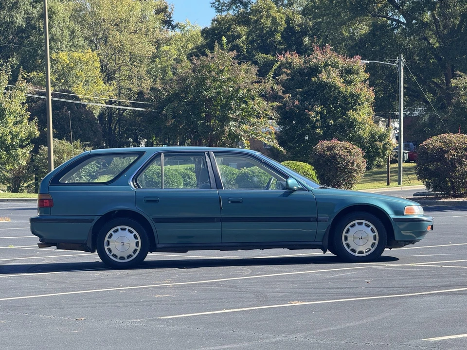 1992 Honda Accord 4th Gen - Image 12 of 31