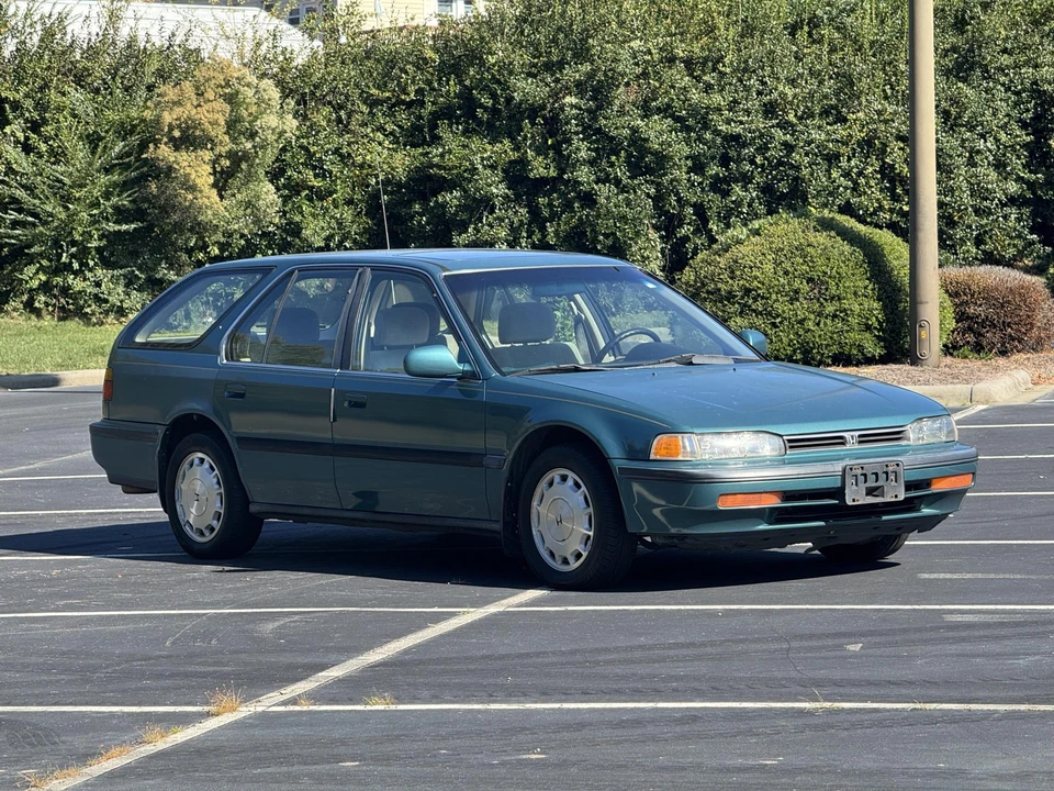 1992 Honda Accord 4th Gen - Image 10 of 31