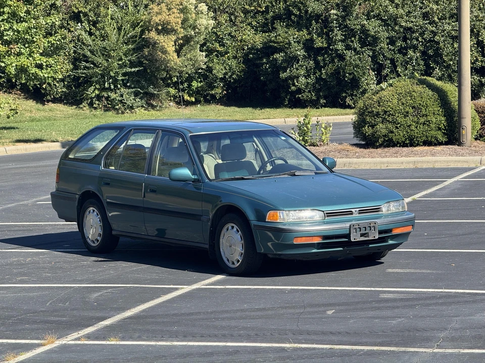 1992 Honda Accord 4th Gen - Image 8 of 31