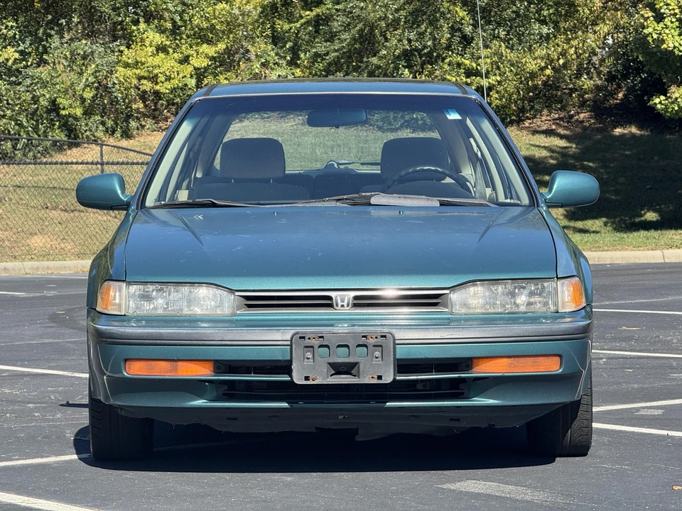 1992 Honda Accord 4th Gen - Image 7 of 31