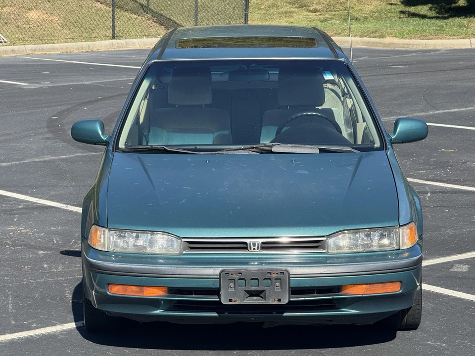 1992 Honda Accord 4th Gen - Image 6 of 31