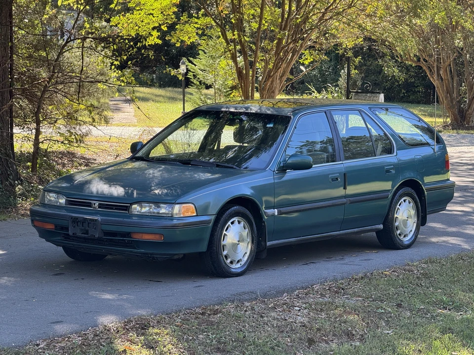 1992 Honda Accord 4th Gen - Image 26 of 31