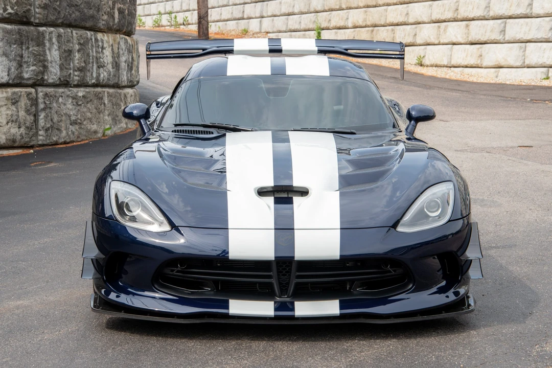2016 Dodge Viper ACR 5th Gen - Image 3 of 31