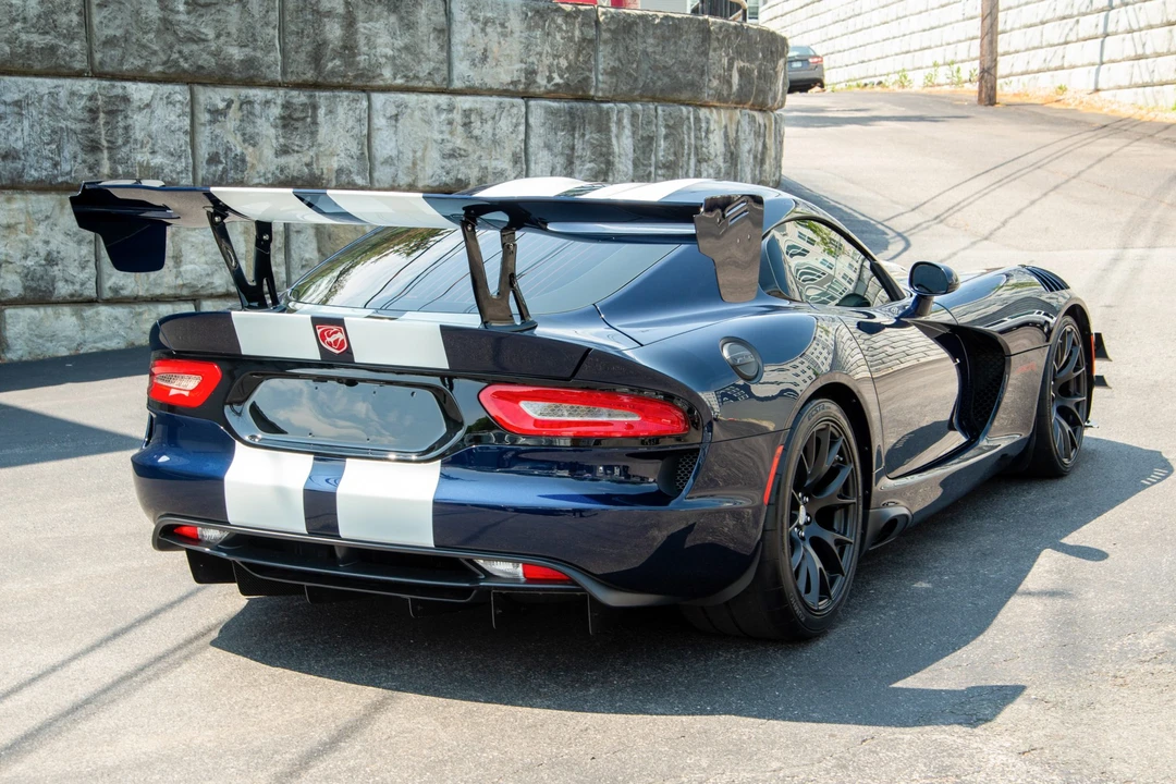 2016 Dodge Viper ACR 5th Gen - Image 5 of 31