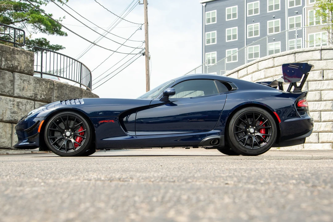 2016 Dodge Viper ACR 5th Gen - Image 8 of 31