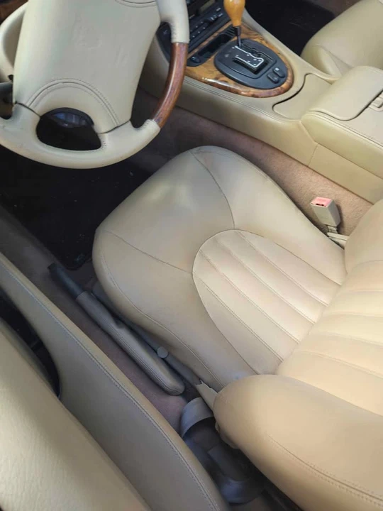 1997 Jaguar X100 XK8 - Image 5 of 6