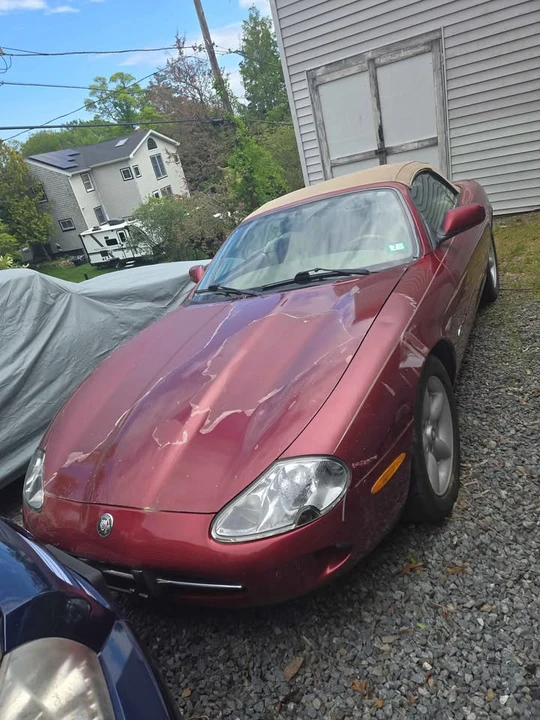 1997 Jaguar X100 XK8 - Image 2 of 10