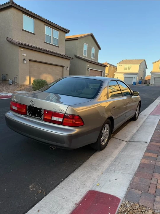 1997 Lexus ES 3rd Gen - Image 3 of 9