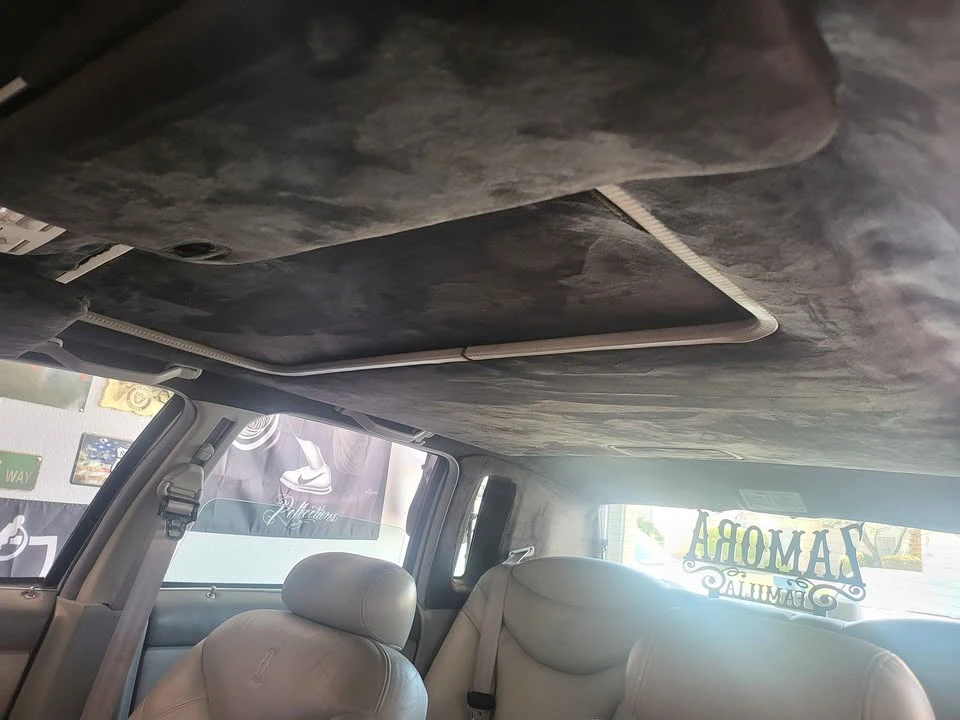 Lincoln Town Car - Image 7 of 10