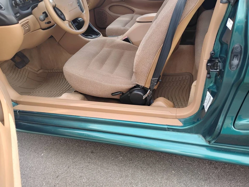 1997 Ford SN95 Mustang - Image 4 of 11