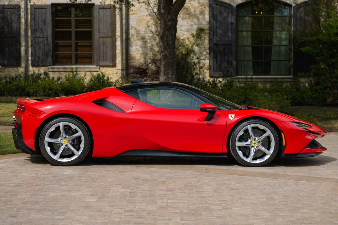 2021 Ferrari SF90 Stradale - Image 10 of 31