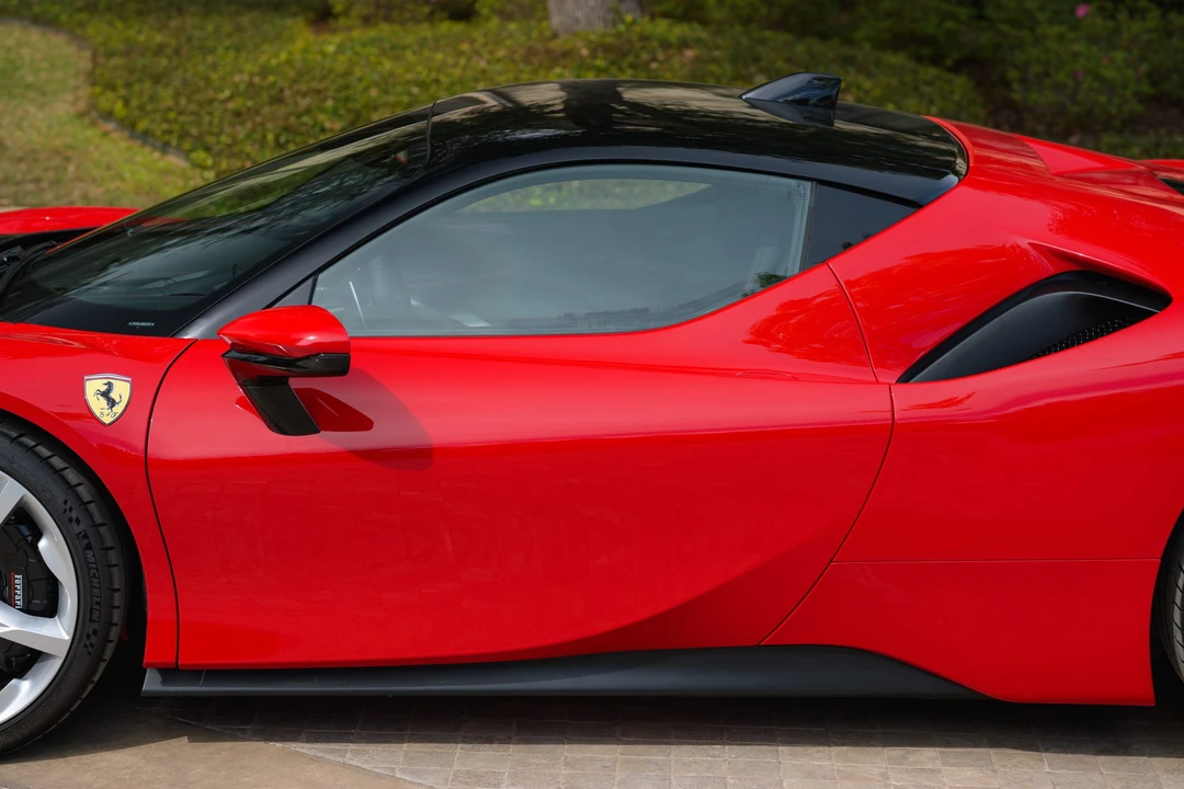 2021 Ferrari SF90 Stradale - Image 16 of 31