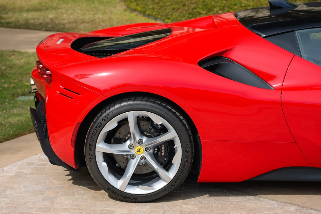 2021 Ferrari SF90 Stradale - Image 18 of 31