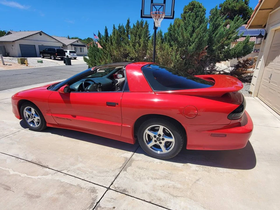1997 Pontiac Firebird Formula 4th Gen - Image 5 of 18