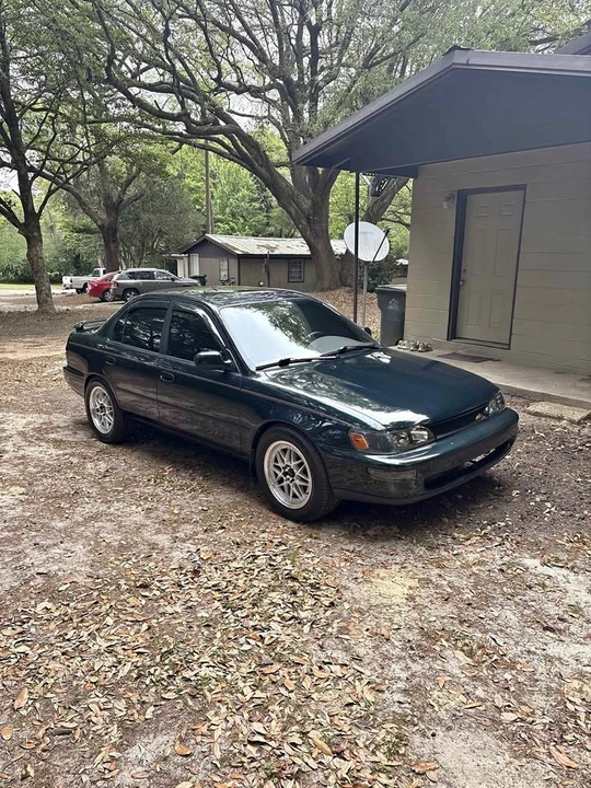 Toyota Corolla 8th Gen - Image 1 of 3