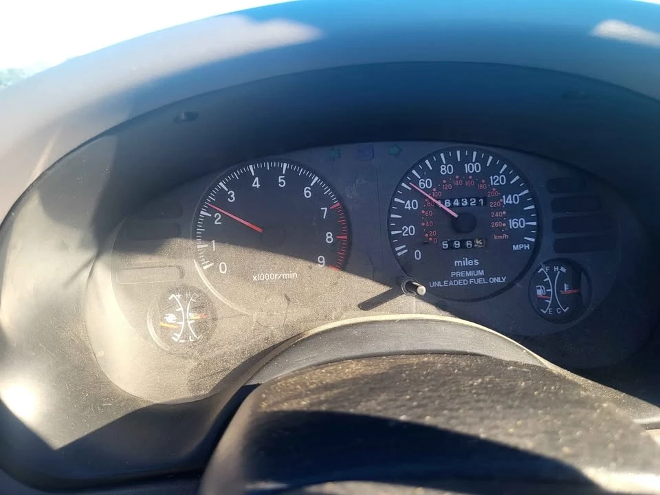 1997 Mitsubishi Eclipse 2nd Gen - Image 2 of 10