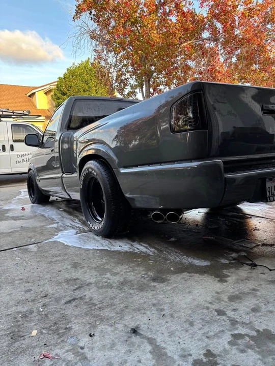 1997 Chevrolet S-10 - Image 9 of 10