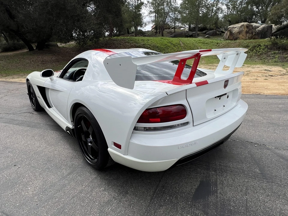2009 Dodge Viper ACR 4th Gen - Image 4 of 31