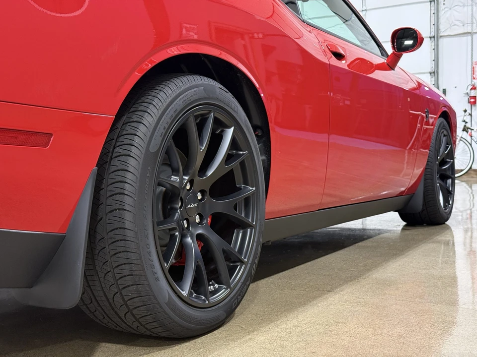 2015 Dodge Challenger SRT Hellcat 3rd Gen - Image 9 of 31