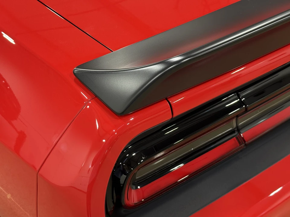 2015 Dodge Challenger SRT Hellcat 3rd Gen - Image 17 of 31