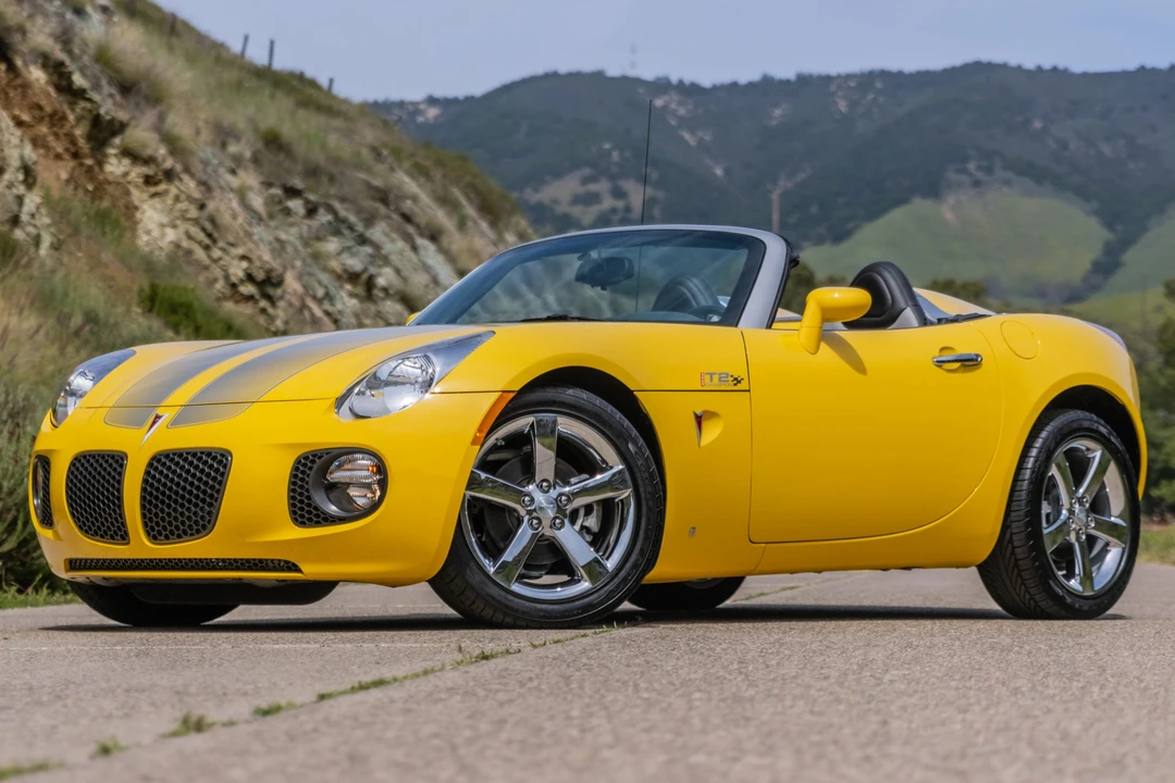 2008 Pontiac Solstice GXP - Image 8 of 31