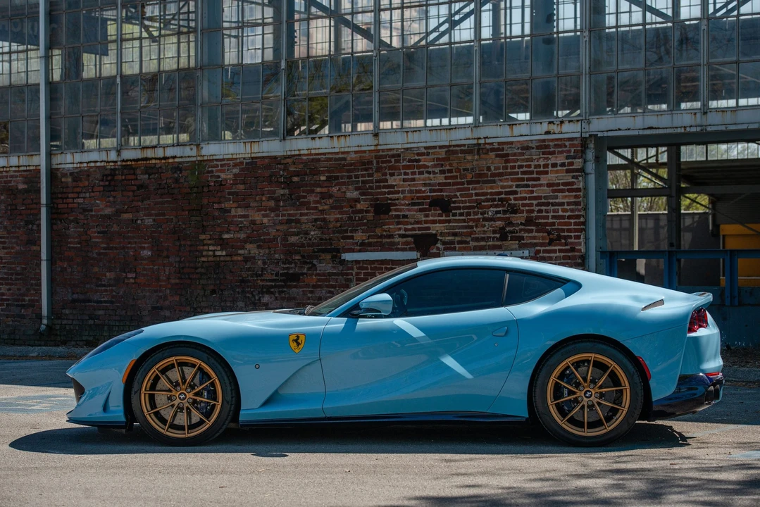2020 Ferrari 812 Superfast - Image 7 of 31