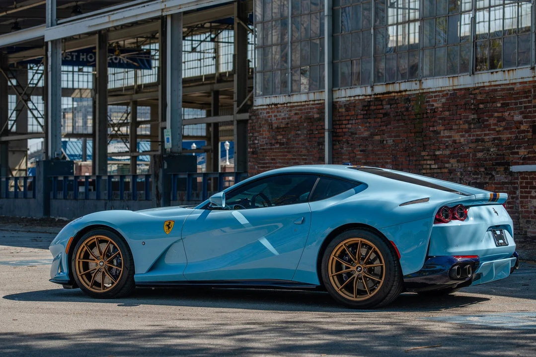 2020 Ferrari 812 Superfast - Image 8 of 31