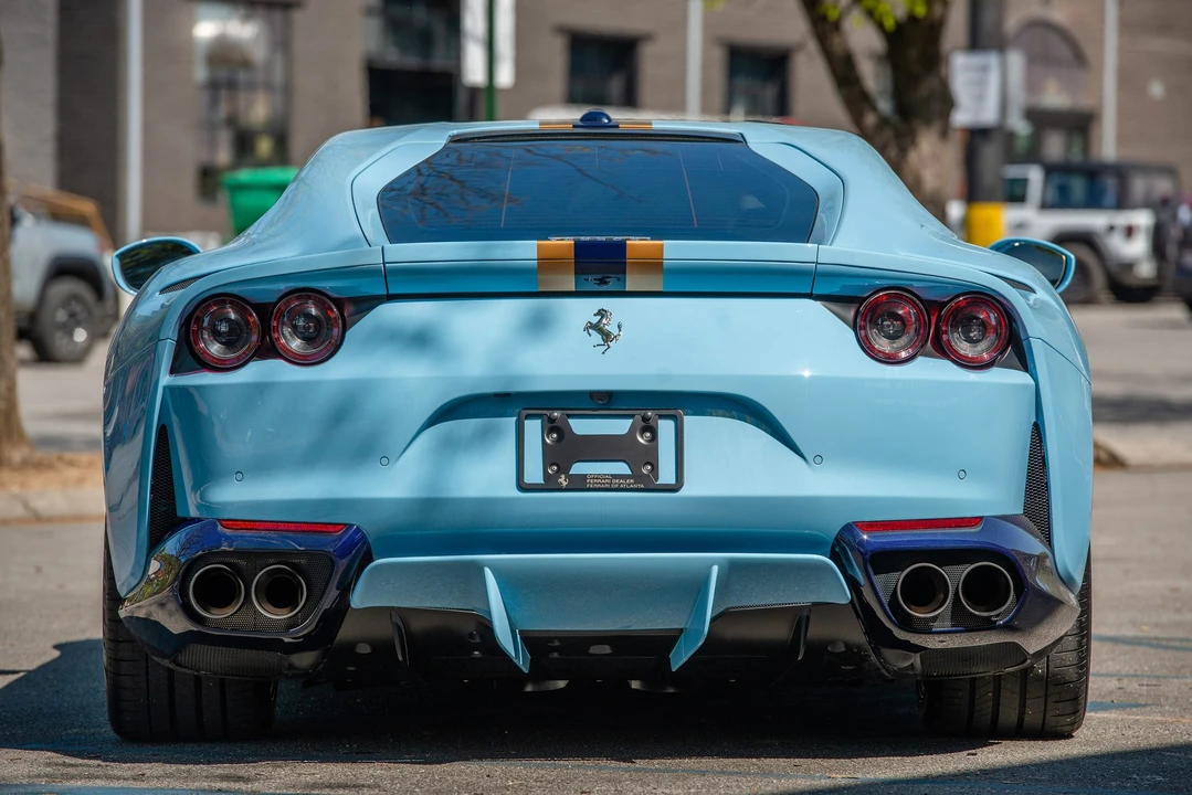 2020 Ferrari 812 Superfast - Image 10 of 31