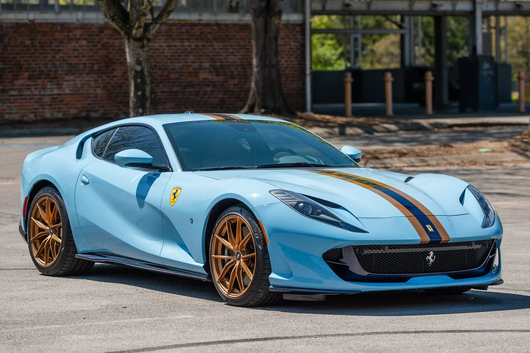 2020 Ferrari 812 Superfast - Image 14 of 31