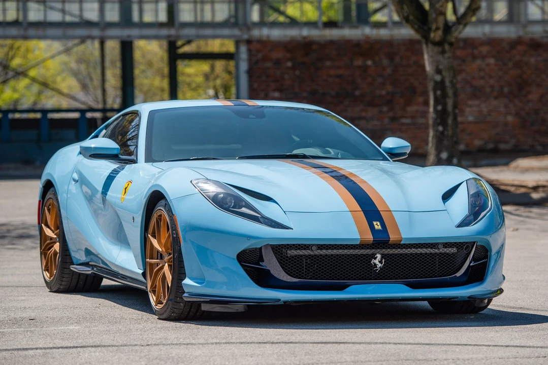2020 Ferrari 812 Superfast - Image 15 of 31