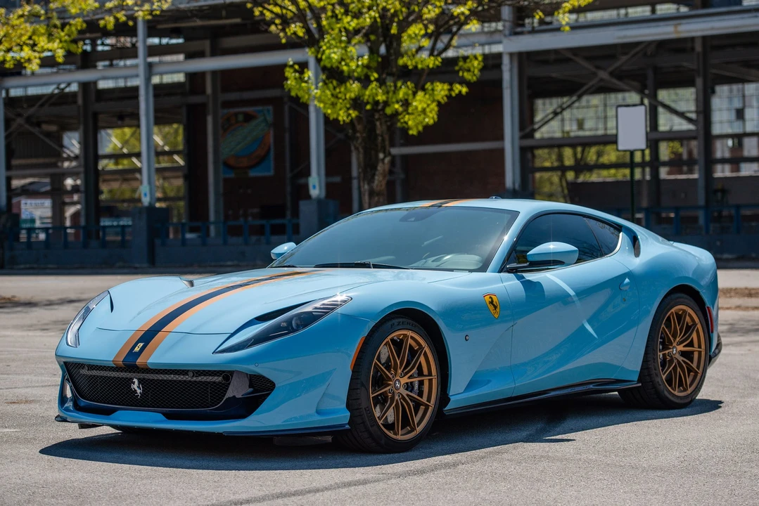 2020 Ferrari 812 Superfast - Image 18 of 31