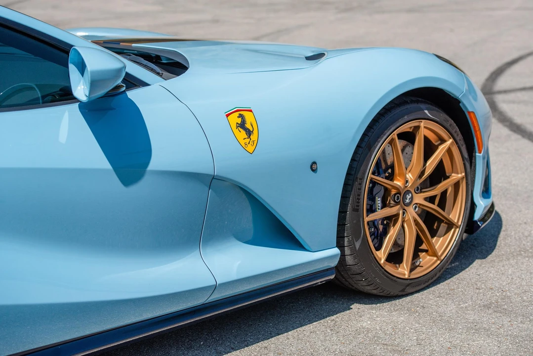 2020 Ferrari 812 Superfast - Image 30 of 31