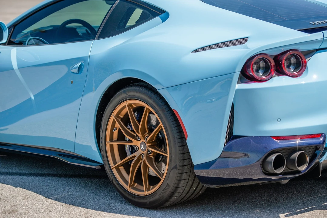 2020 Ferrari 812 Superfast - Image 31 of 31