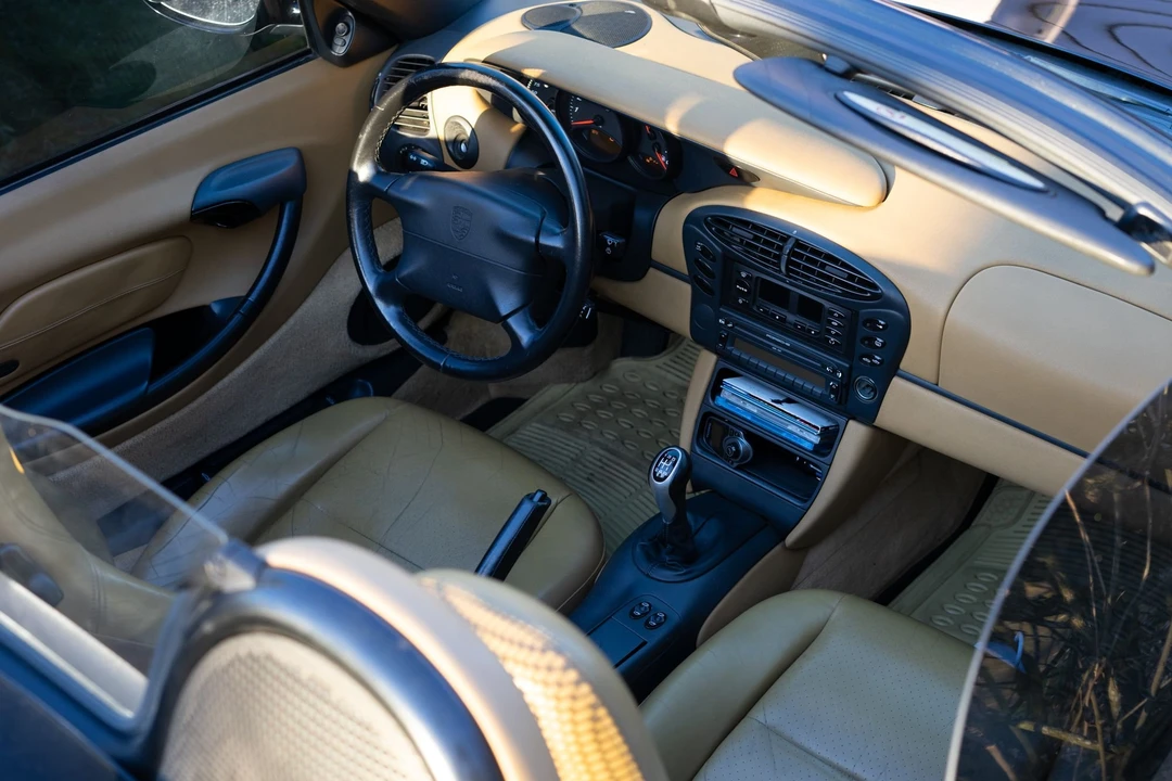 1998 Porsche 986 Boxster - Image 9 of 16
