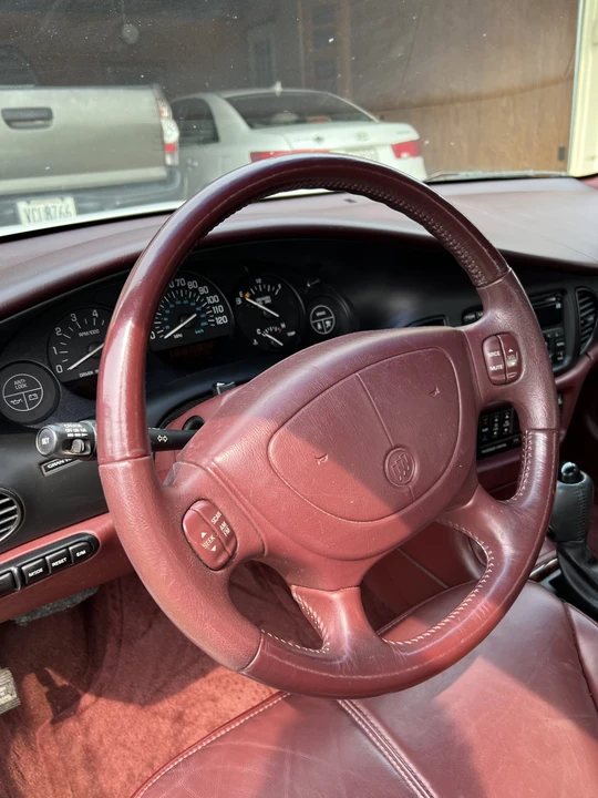 1998 Buick Regal - Image 12 of 15