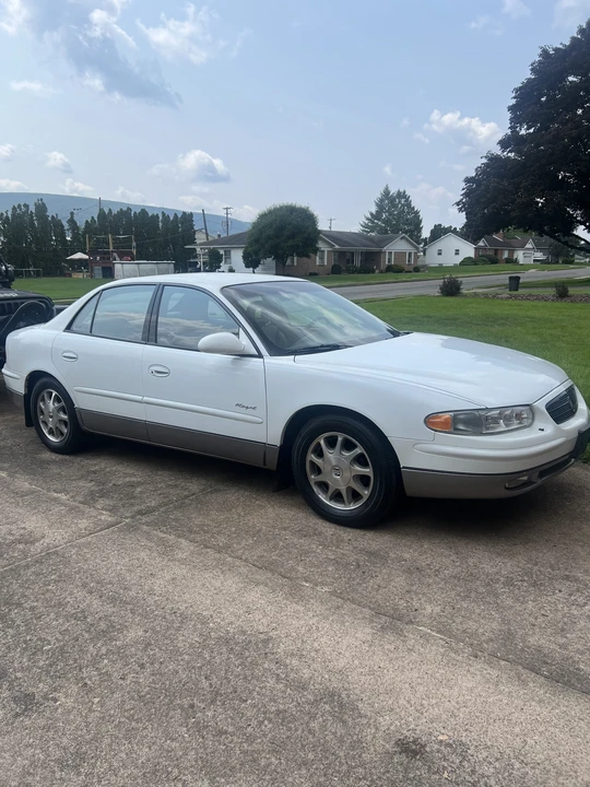 1998 Buick Regal - Image 6 of 15