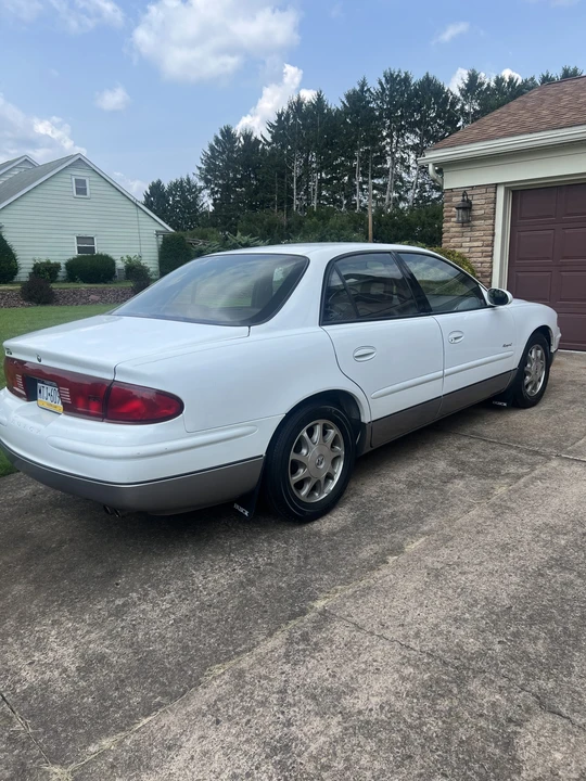 1998 Buick Regal - Image 4 of 15