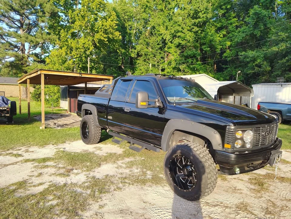 GMC C/K 3rd Gen - Image 5 of 8