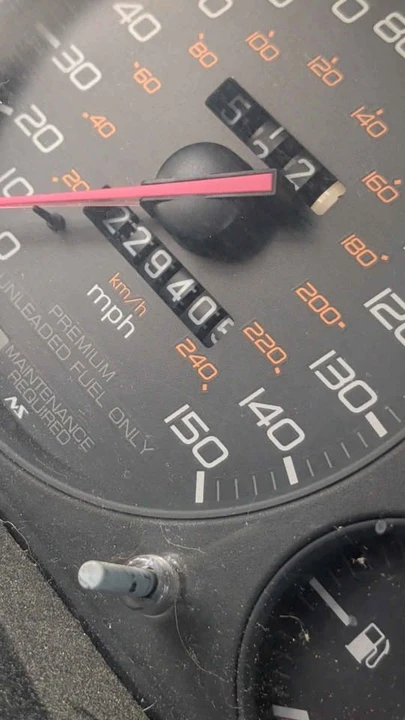 1998 Honda Prelude 5th Gen - Image 2 of 5