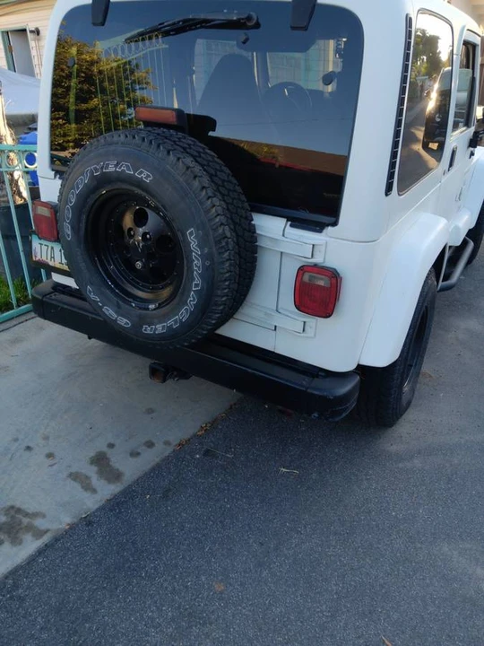 1998 Jeep TJ Wrangler - Image 2 of 5