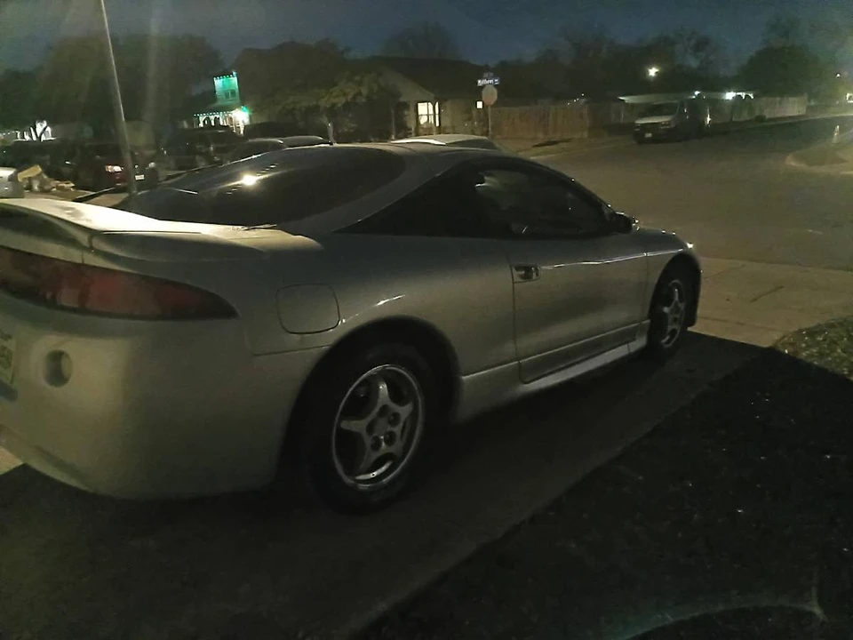 1998 Mitsubishi Eclipse 2nd Gen - Image 4 of 12