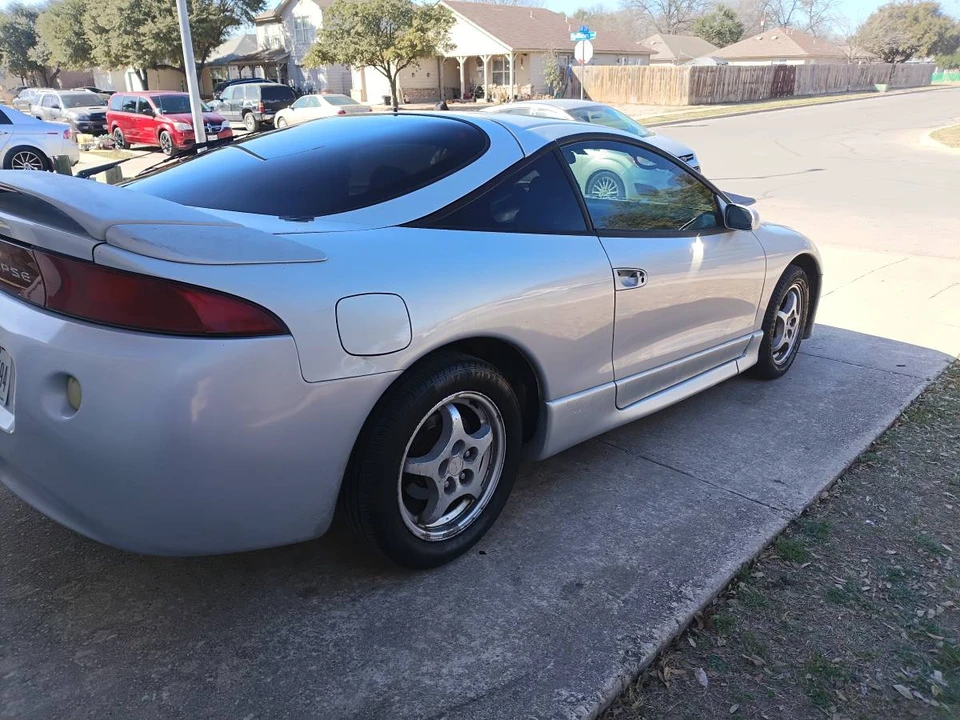 1998 Mitsubishi Eclipse 2nd Gen - Image 2 of 12