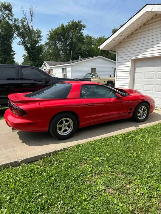 1998 Pontiac Firebird Formula 4th Gen - Image 11 of 13