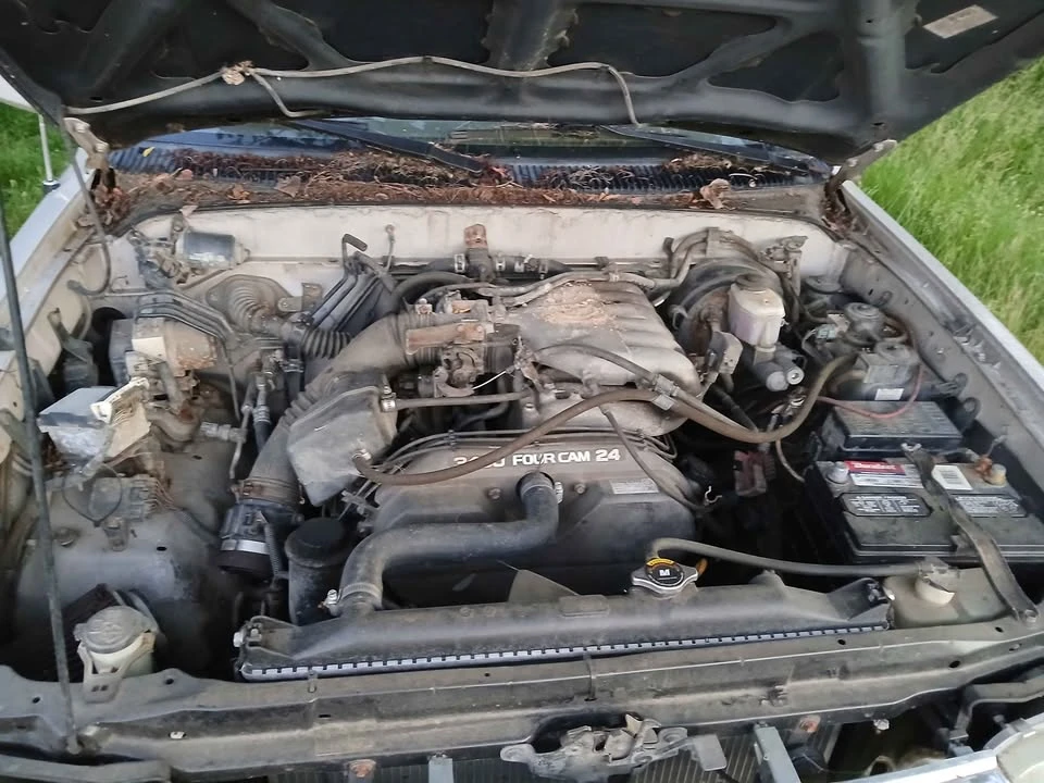 Toyota 4Runner 3rd Gen - Image 3 of 6