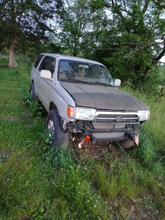Toyota 4Runner 3rd Gen - Image 2 of 6