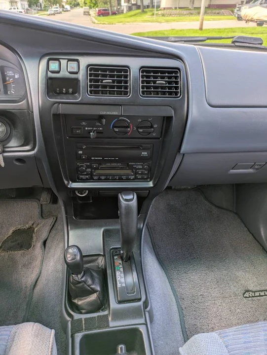 1998 Toyota 4Runner 3rd Gen - Image 9 of 15