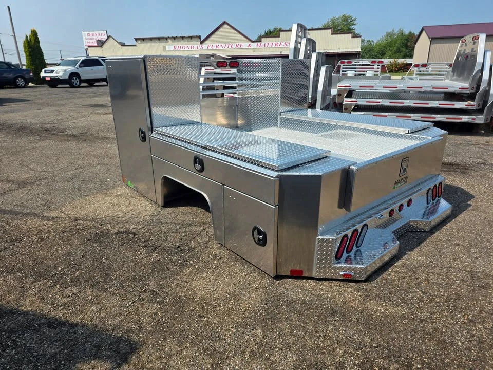 Parts & Memorabilia Bodywork - Image 2 of 5